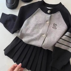 批发女童秋季条纹针织开衫2024<b class='q'>春</b>秋新款儿童洋气时髦毛衣女宝宝上衣潮