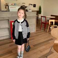 批发女童秋季条纹针织开衫2024<b class='q'>春</b>秋新款儿童洋气时髦毛衣女宝宝上衣潮