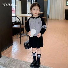 批发女童秋季条纹针织开衫2024<b class='q'>春</b>秋新款儿童洋气时髦毛衣女宝宝上衣潮