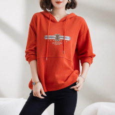 批发纯色连帽长袖卫衣女2026运动休闲中年女士套头大码百搭烫钻T恤衫