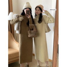 批发韩系立领加厚坑条针织连衣裙女2025冬季新款复古中长款套头毛衣裙