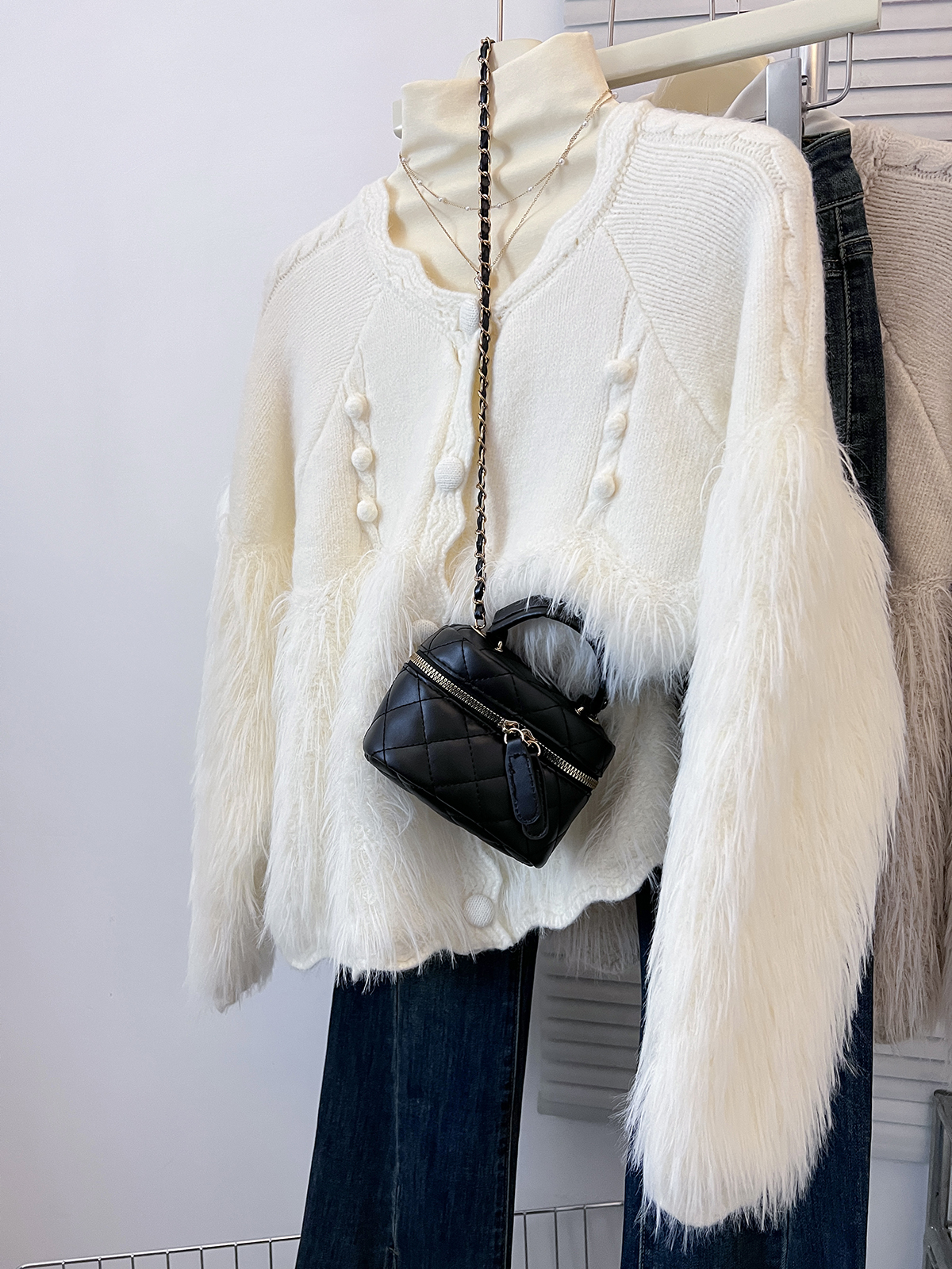 Real shot of imitation mink velvet sweater for women in autumn and winter 2023 new sweet and versatile lazy style loose cardigan knitted jacket