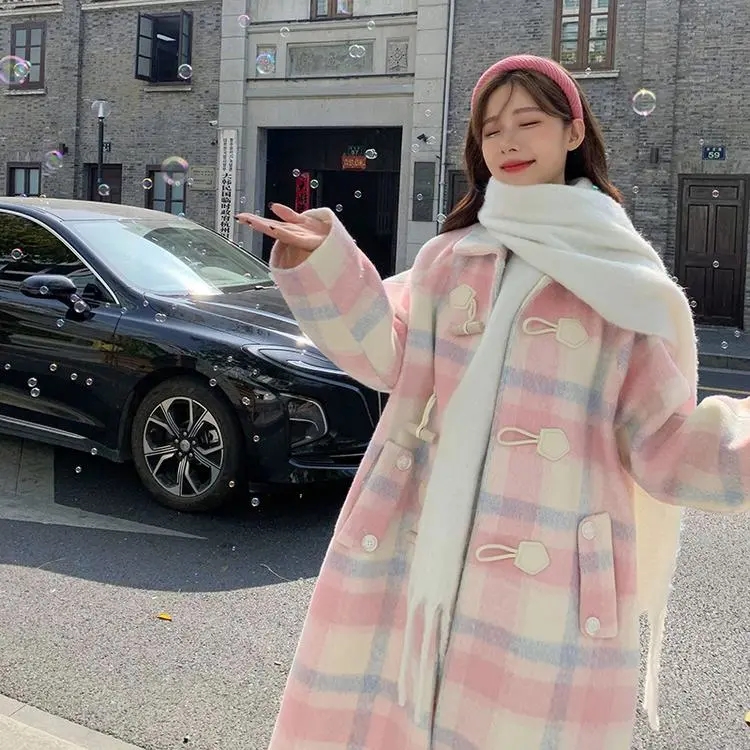 Pink horn button woolen coat for women winter plaid Korean style gentle and sweet new style petite woolen coat