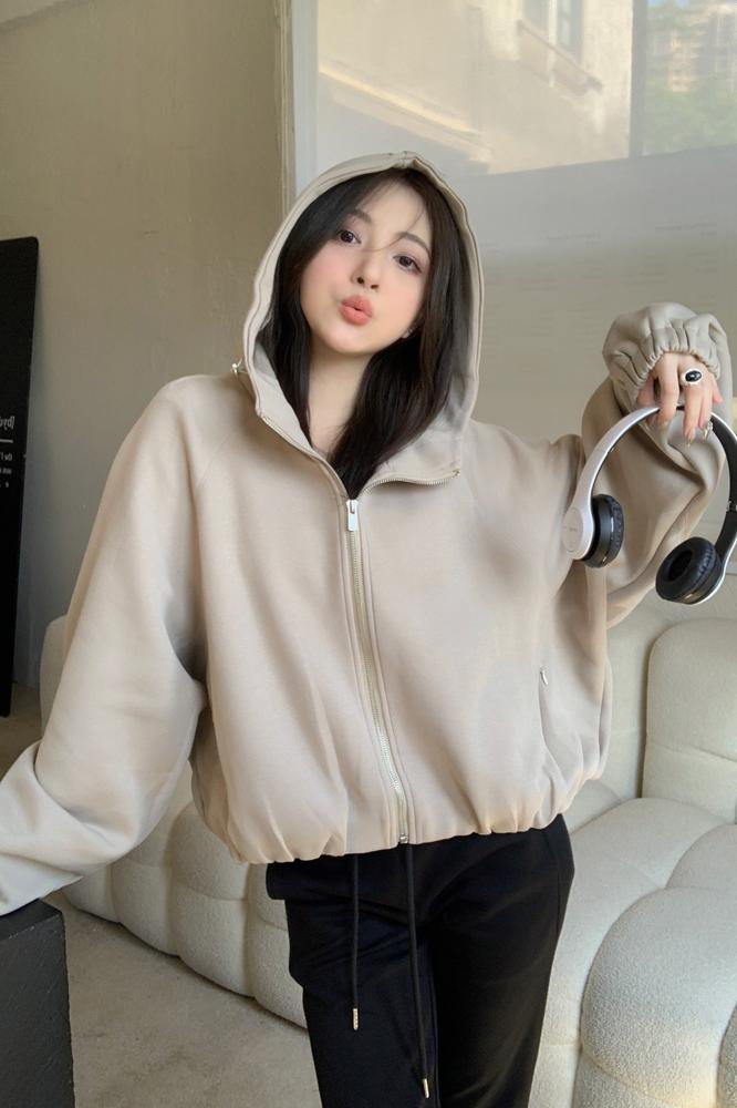 Actual shot of simple loose batwing sleeve casual hooded jacket