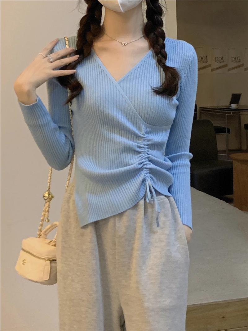 Real shot of core-spun yarn cross knitted sweater for women, fashionable western style button long-sleeved top base sweater