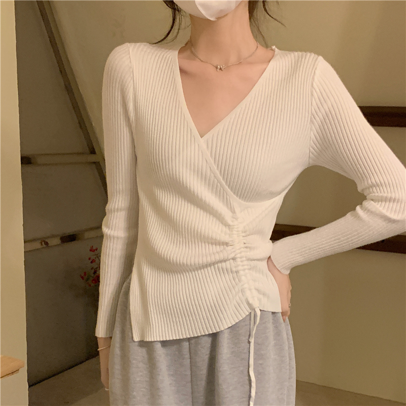 Real shot of core-spun yarn cross knitted sweater for women, fashionable western style button long-sleeved top base sweater