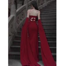 批发红色妖姬抹胸拖地长款小<b class='q'>拖</b><b class='q'>尾</b>连衣裙礼服敬酒服走秀