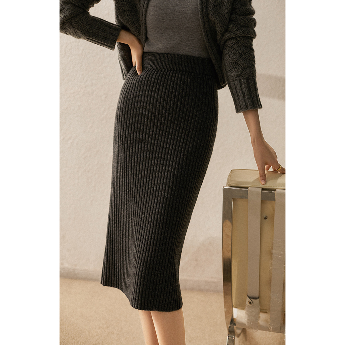 ZQE465580VG 羊毛羊绒松紧腰坑条弹力包臀裙一步裙针织半裙@