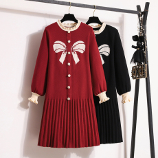 批发实拍大码女装2025秋<b class='q'>冬</b>新款蝴蝶结显瘦针织连衣裙减龄荷叶领百褶裙