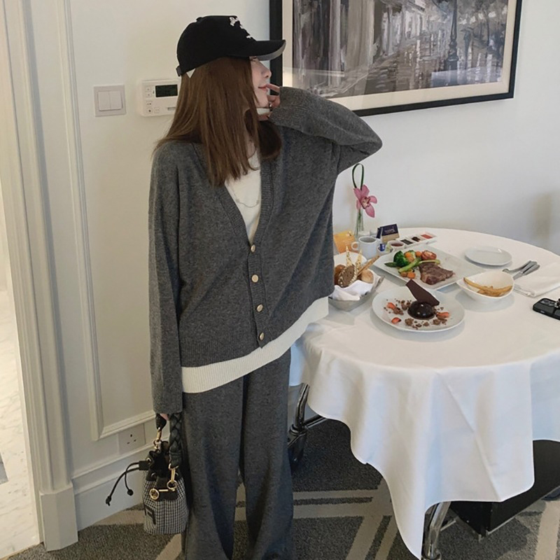 小個子慵懶風軟糯寬鬆黑色針織衫毛衣女秋冬季2023新款假兩件上衣