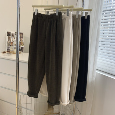 批发灯芯绒加绒加厚 秋冬新款哈伦宽松束脚<b class='q'>九分裤</b>女