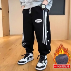 批发儿<b class='q'>童装</b><b class='q'>男</b><b class='q'>童</b>秋冬加绒运动裤新款中<b class='q'>大</b><b class='q'>童</b>春秋款<b class='q'>男</b>孩秋季<b class='q'>裤子</b>卫裤炸街
