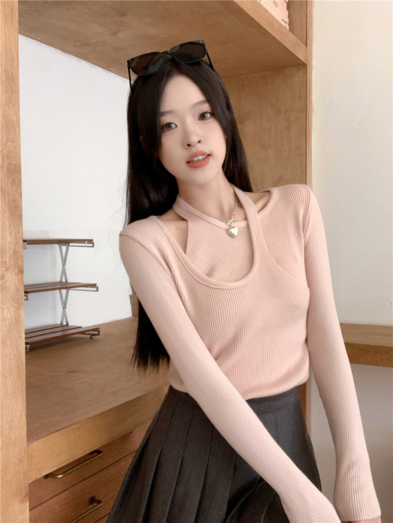 Real shot of irregular fake two-piece halterneck long-sleeved sweater for women, slim sweater with base layer top