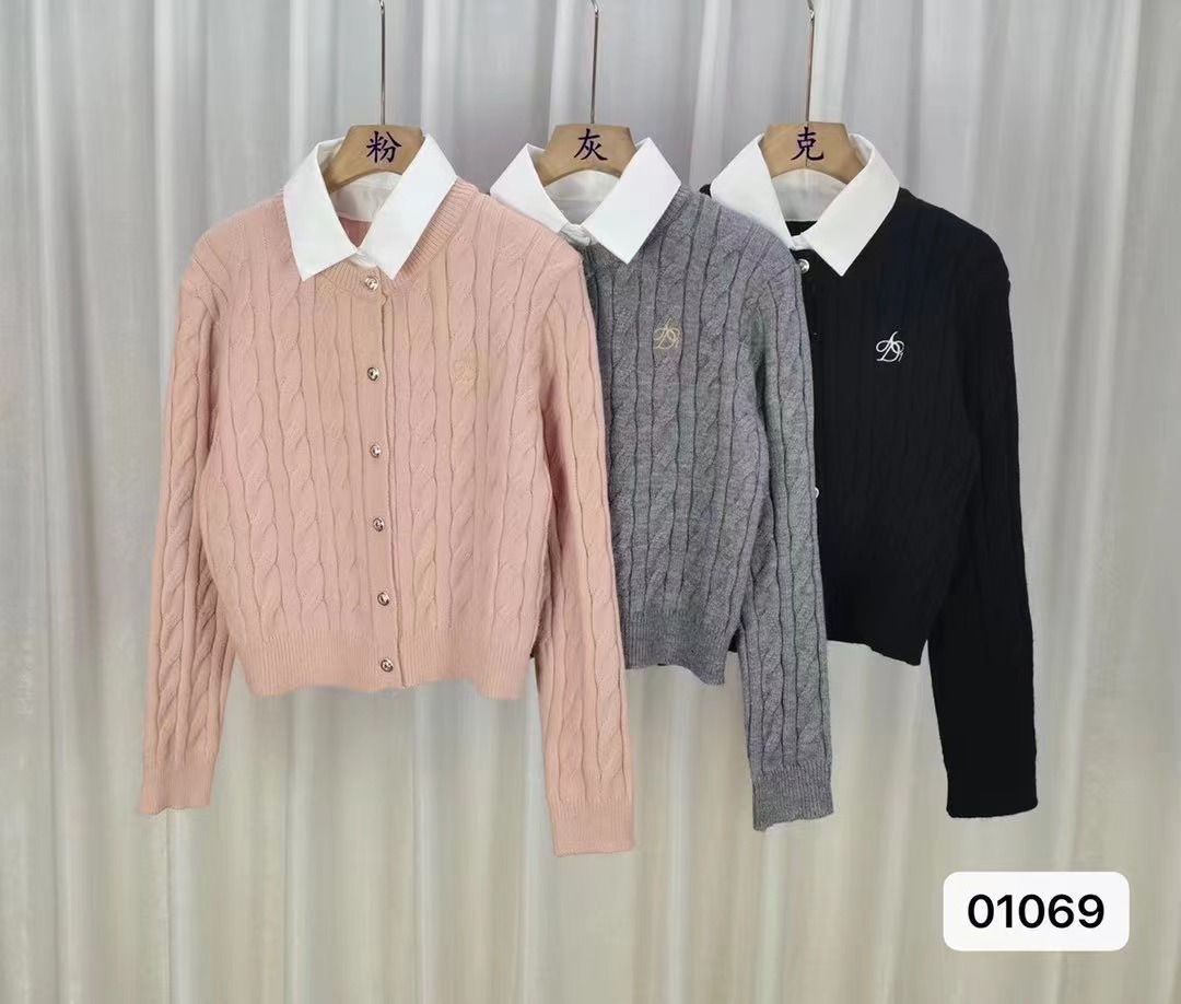 學院風假兩件刺繡花灰色麻花針織開衫女秋拼接polo領短款毛衣外套