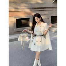 批发实价实拍财阀斗篷时髦百搭遮肉显瘦毛呢斗篷外套女