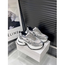 批发<b class='q'>实拍</b>2023赵露思同款老爹鞋女银色厚底增高运动休闲鞋女跑步鞋潮