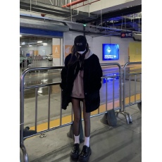 批发实拍实价 新款黑色防貂毛翻领羊羔毛外套女皮毛一体宽松毛毛大衣