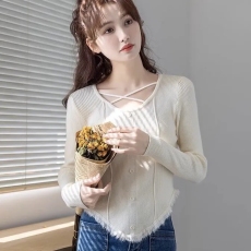 批发抖音天猫质量洋气打底衫女秋<b class='q'>冬</b>高级感修身低领短款毛衣女内搭时髦