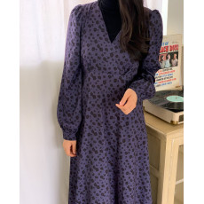 批发INS 法式气质V领碎花长袖收腰内搭<b class='q'>连衣裙</b>女