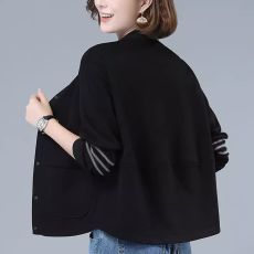批发春秋外套女短款宽松开衫2023新款中年妈妈夹克大码休闲外穿棒球服
