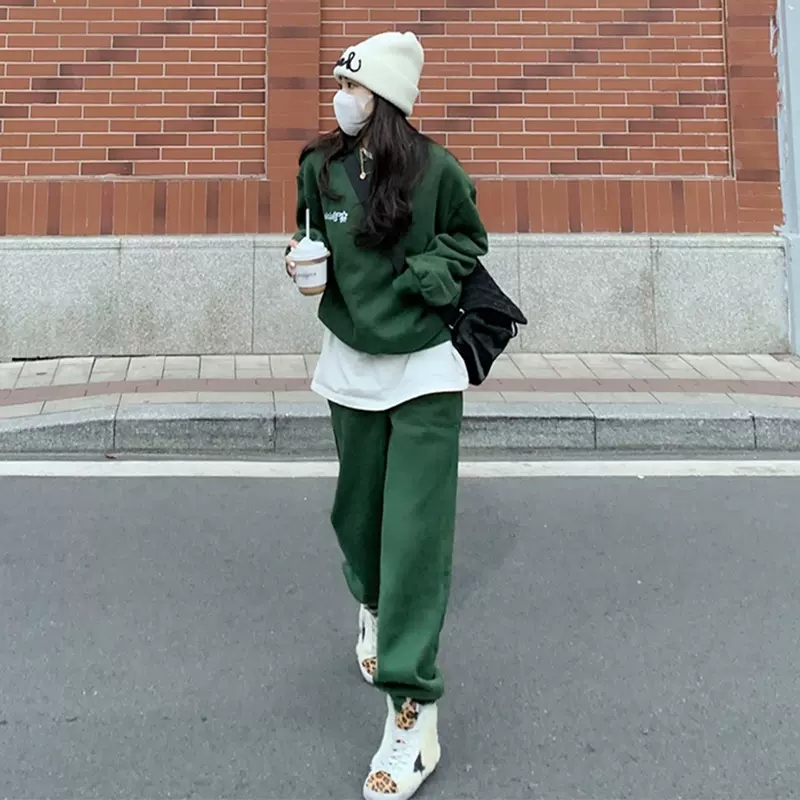  early autumn new high-end women's green sweatshirt goddess style top salty or sweet pants suit