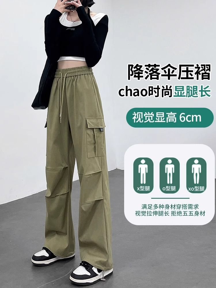 Three-dimensional waistband. The original method. The quality is higher than that of its counterparts. Multi-pocket American overalls for women.