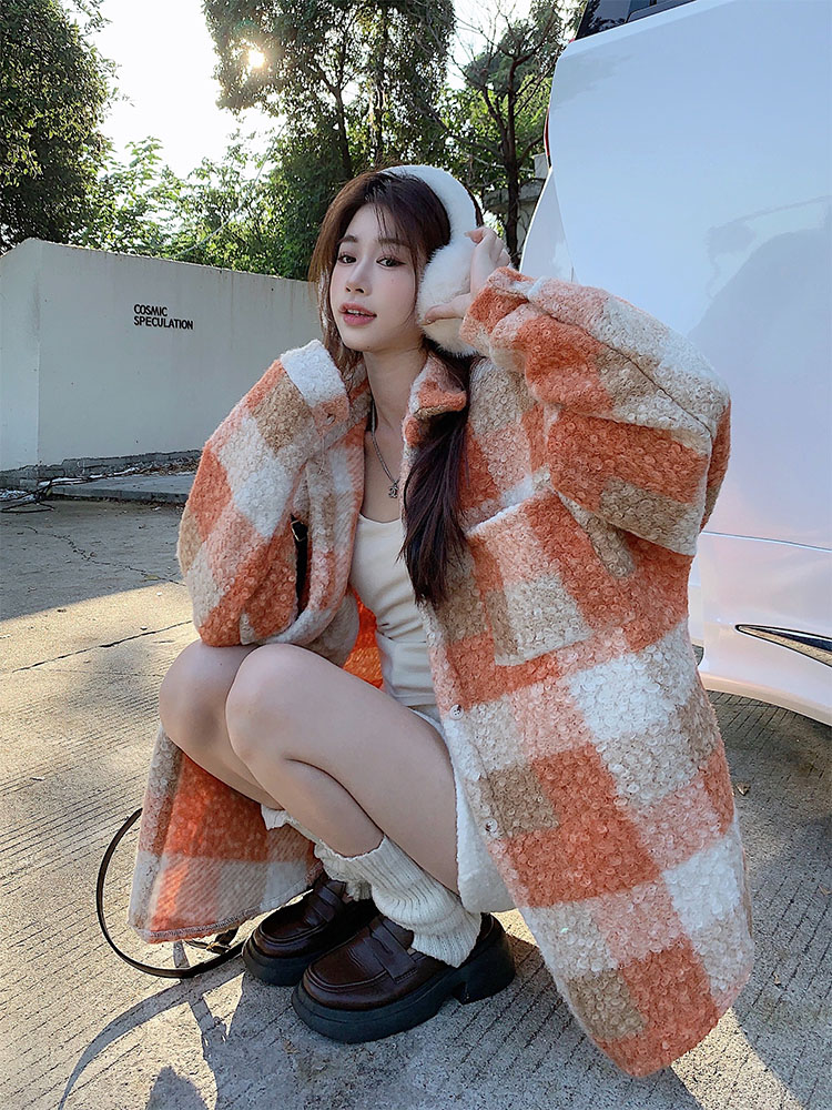 Actual shot of autumn and winter Korean chic simple grainy contrast plaid shirt warm jacket