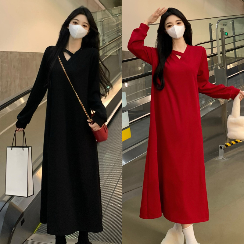 실사 가을 겨울 프랑스식 니트 만나는 네클라인 V넥 패션 고급 센스 허리 수축 슬림해 보이는 빅 사이즈 드레스 롱 스커트