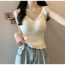 批发实拍<b class='q'>秋</b>冬新款纯欲针织润肤羊毛衫V领宽肩带带胸垫纯色打底背心