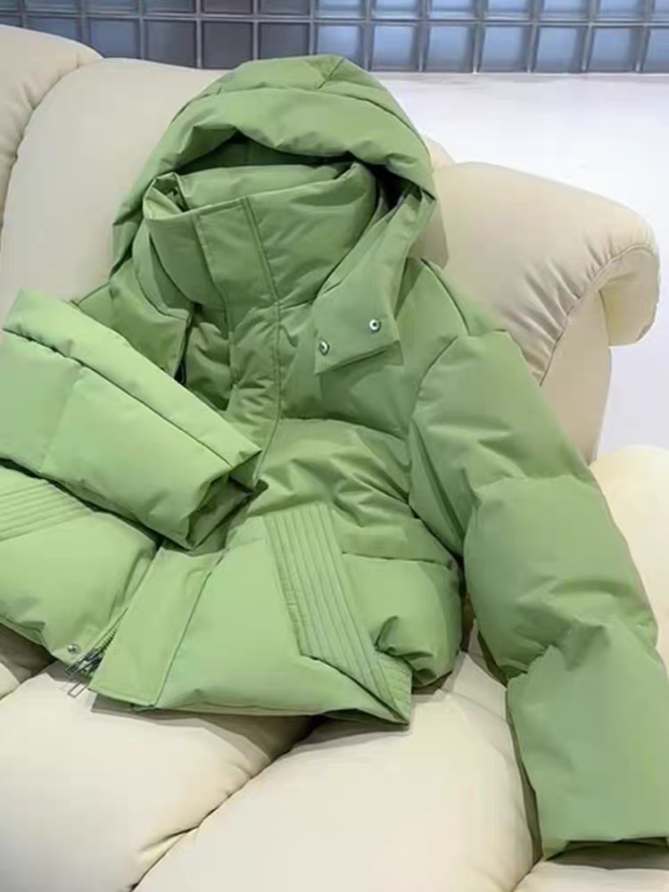 今年流行冬裝高級感超好看綠色羽絨棉服外套小個子短款麵包服