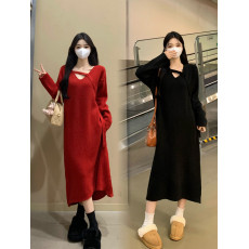 批发实拍 法式针织<b class='q'>连衣裙</b>子女冬配大衣内搭秋装2025年新款长款毛衣裙