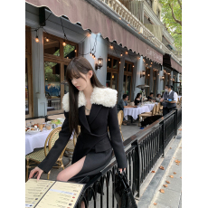 批发<b class='q'>欧美</b>女明星简约高级设计感黑色白毛领绑带大衣