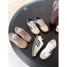 批发<b class='q'>实拍</b>德训鞋2023秋季新款平底休闲百搭小白鞋板鞋运动秀气韩版