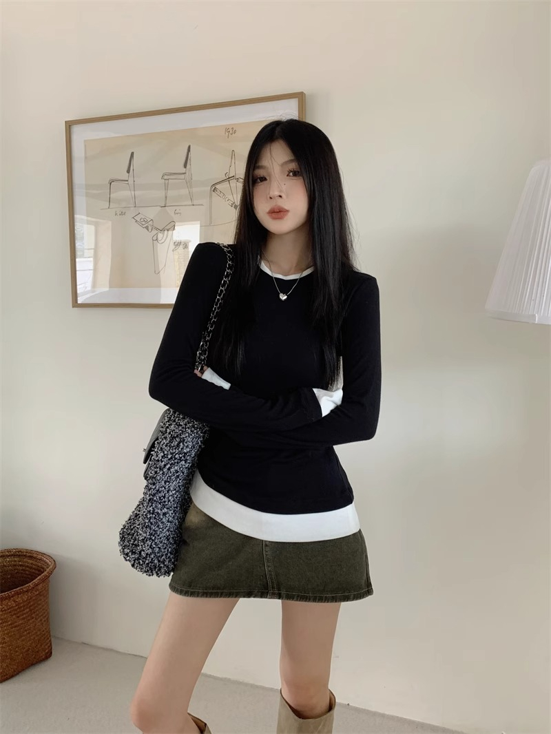 Official picture of DeRong fake two-piece long-sleeved T-shirt, contrasting color bottoming shirt for women, autumn slimming and versatile splicing top