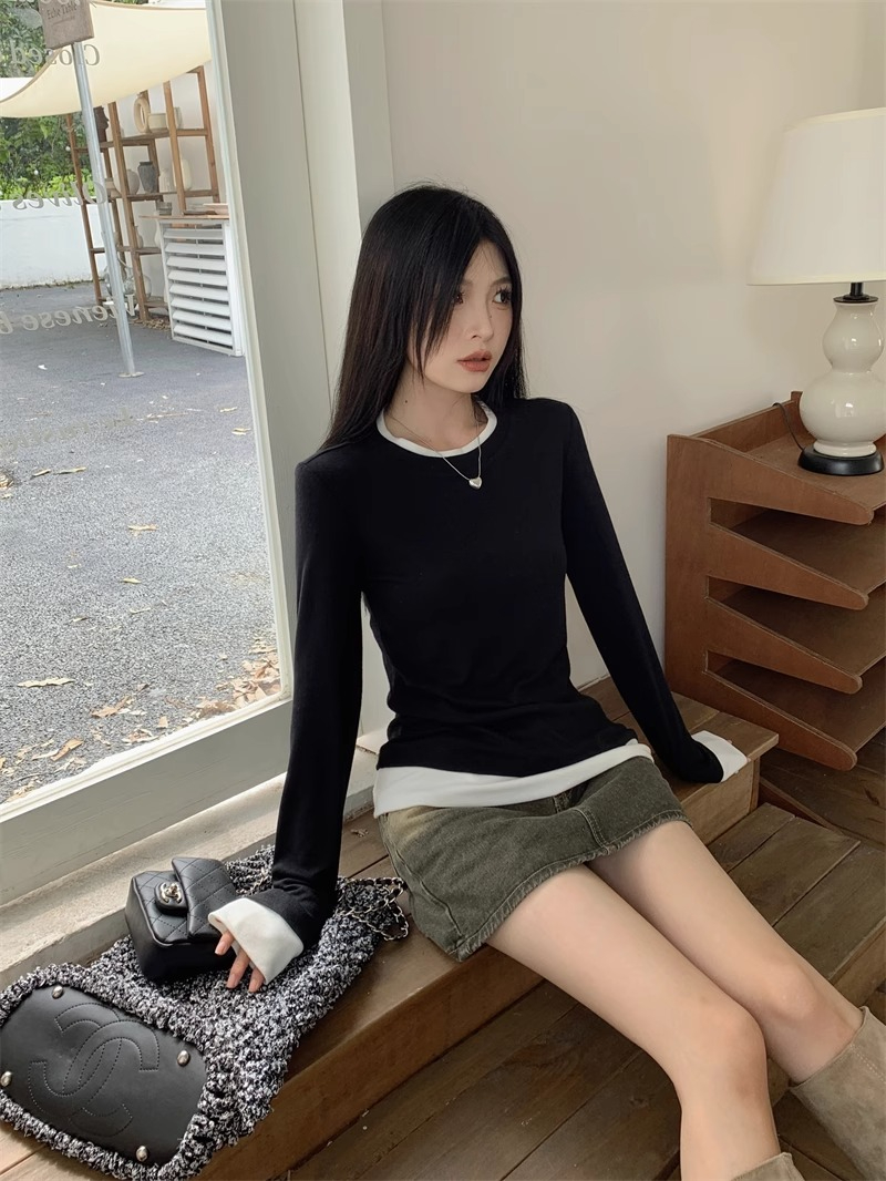 Official picture of DeRong fake two-piece long-sleeved T-shirt, contrasting color bottoming shirt for women, autumn slimming and versatile splicing top