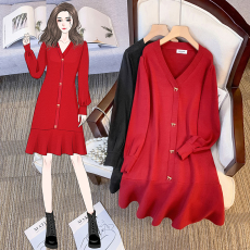 批发实拍大码女装冬款胖mm法式V领荷叶边配长靴针织内搭毛衣裙<b class='q'>连衣裙</b>