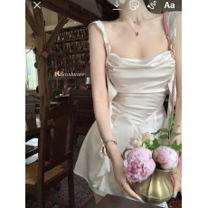 批发白水女心动露思 露背缎面吊带连衣裙女夏纯欲设计感气质短裙