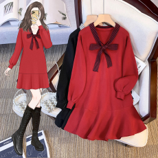 批发实拍大码女装冬款胖mm法式V领荷叶边蝴蝶结配长靴针织毛衣<b class='q'>连衣裙</b>