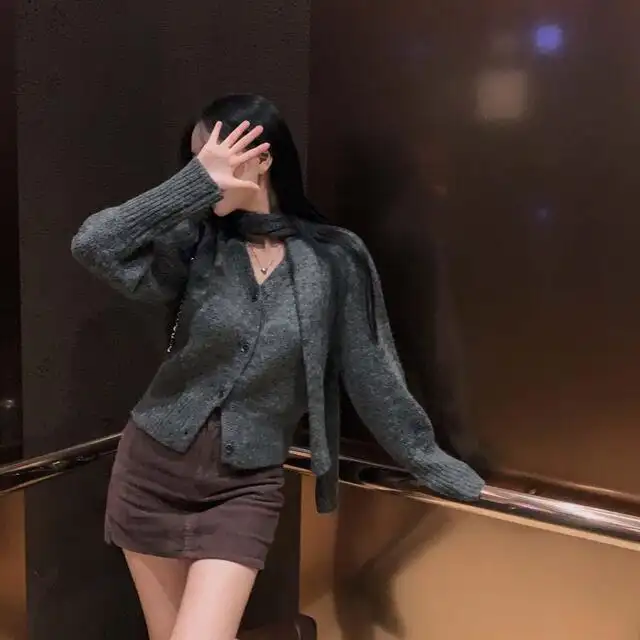 복고 V넥 긴팔 니트 코트 상세 이미지 18