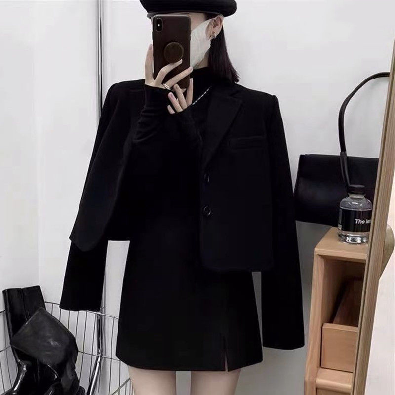 Autumn and winter temperament goddess style high-end Internet celebrity Xiaoxiang style fashionable woolen coat and skirt two-piece suit