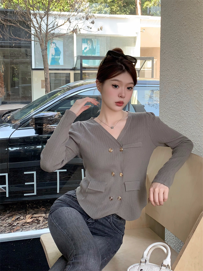 PF20573#新款V领气质双排扣长袖针织开衫小众不规则下摆毛衣女裝貨源服裝批發