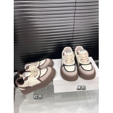 批发<b class='q'>实拍</b>爆款厚底小白鞋女ins潮增高板鞋2023秋冬新款百搭休闲<b class='q'>运动鞋</b>