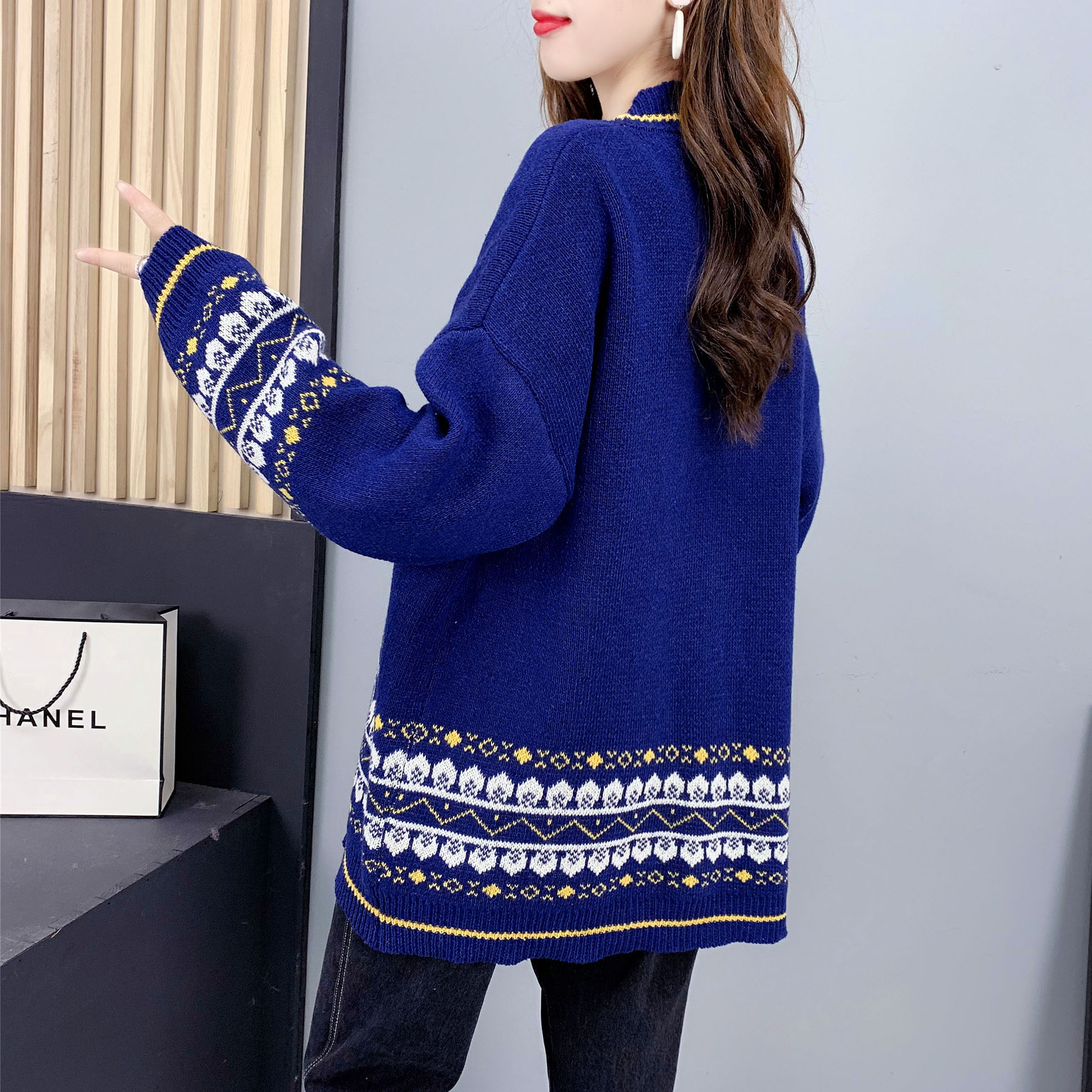 New V-neck loose outer wear Korean style autumn and winter cardigan sweater jacket women's mid-length style