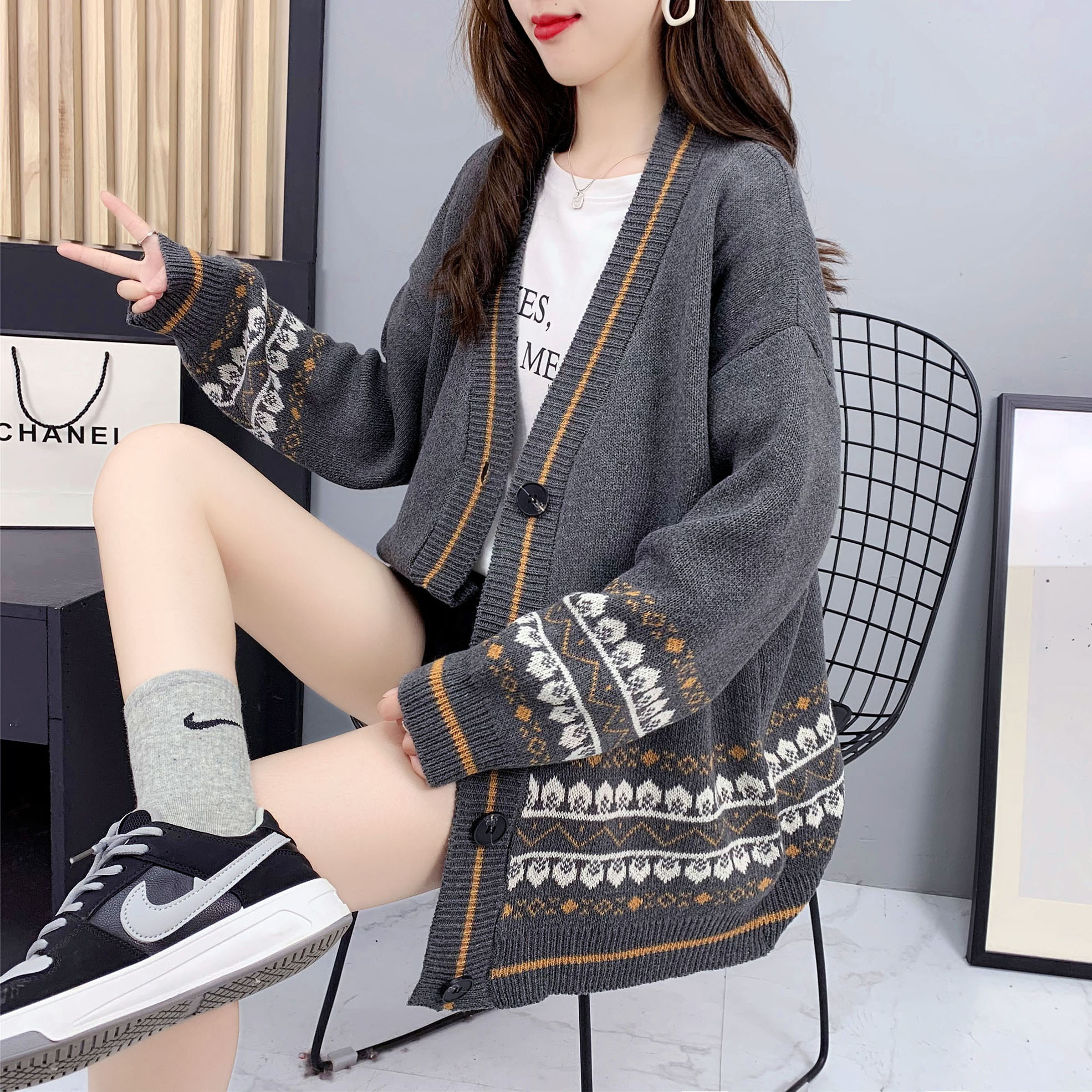 New V-neck loose outer wear Korean style autumn and winter cardigan sweater jacket women's mid-length style