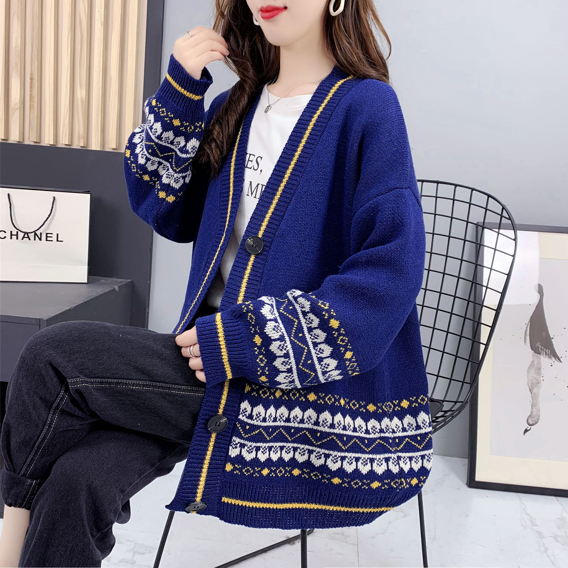 New V-neck loose outer wear Korean style autumn and winter cardigan sweater jacket women's mid-length style