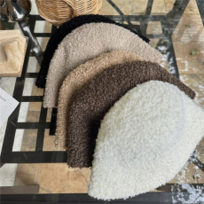 批发秋冬天大头围水桶帽子女休闲百搭盆帽显脸小冬季保暖毛绒渔夫帽潮