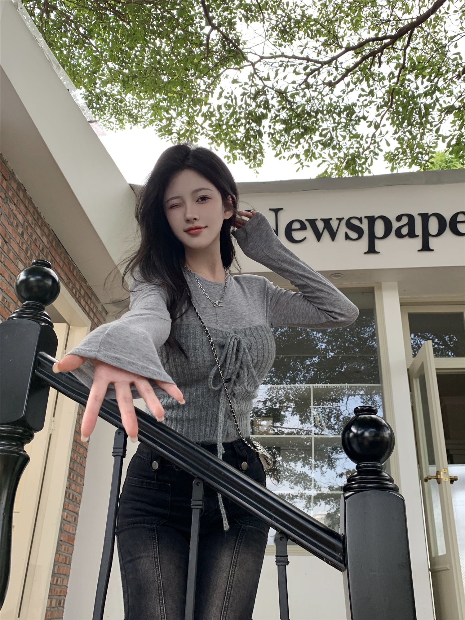 Actual shot~Autumn and winter new design niche round neck long sleeves + knitted tube top two-piece set