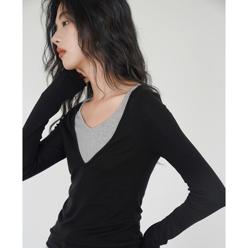 V-neck contrasting color splicing fake two-piece long-sleeved T-shirt bottoming shirt for women autumn and winter new inner warm top