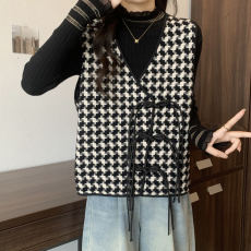 批发实拍2025秋冬新款大码女装胖mm小香风千鸟格针织马甲中式上衣<b class='q'>套装</b>