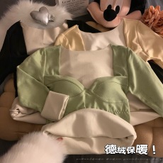 批发实拍实价德绒发热保暖内衣女紧身上衣加绒加厚带胸垫低领内搭打底